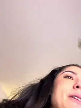 isabella winkler online show from 01/06/26, 02:10