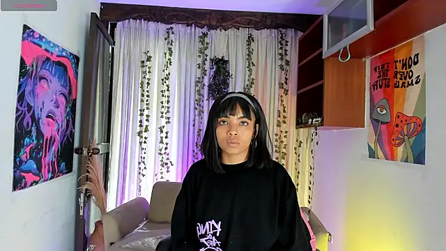 SarahLynn7 online show from 02/02/26, 10:19