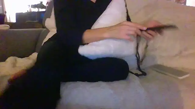 Valentinette online show from 12/18/25, 08:48