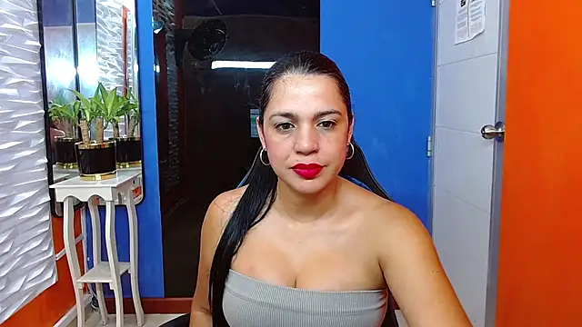 tatiana lc online show from 03/11/25, 03:37