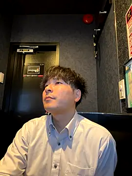 waka3232 online show from 12/02/25, 11:04