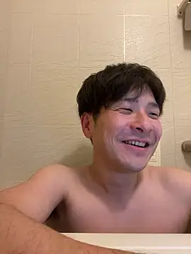 waka3232 online show from 04/13/26, 02:17