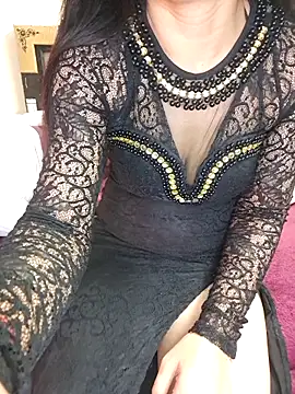 Cute-Zarina online show from 12/22/25, 06:49