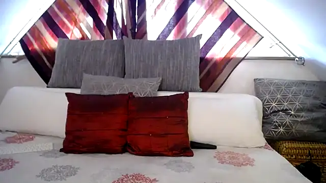 Kathylovexxx online show from 04/13/26, 03:50