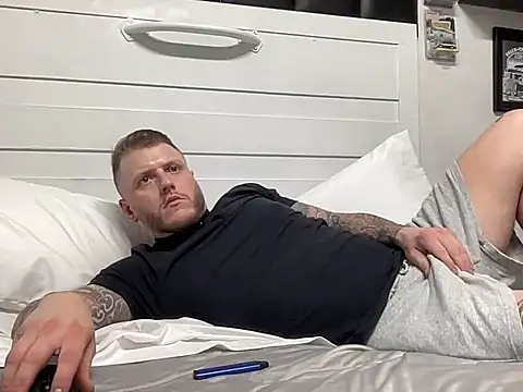 Snapshot of Thegreatwhitepipe chatting on 09/25/25, 01:42 Thegreatwhitepipe online show from 09/25/25, 01:42