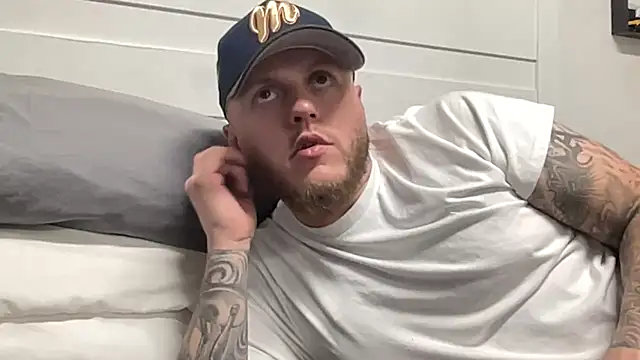 Snapshot of Thegreatwhitepipe chatting on 11/10/25, 11:42 Thegreatwhitepipe online show from 11/10/25, 11:42