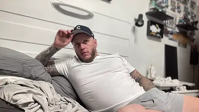 Snapshot of Thegreatwhitepipe chatting on 11/19/25, 08:14 Thegreatwhitepipe online show from 11/19/25, 08:14