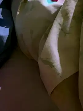 Snapshot of UproseOval chatting on 09/12/25, 08:31 UproseOval online show from 09/12/25, 08:31