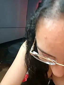 Sarafountain online show from 11/05/25, 04:12