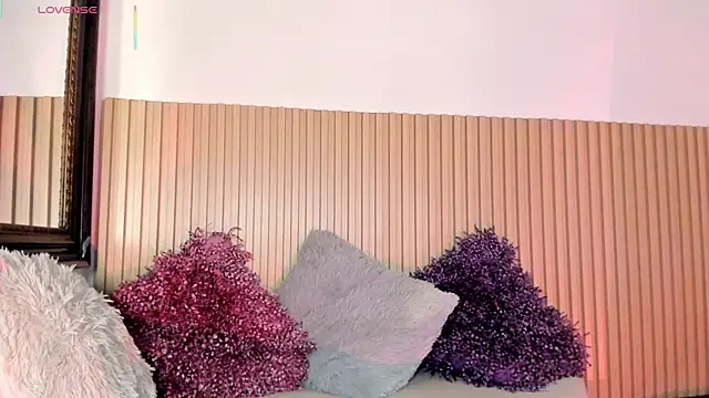 adalinarusell  online show from 03/17/26, 11:13