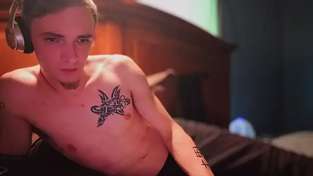 Ilovepussy1911 online show from 04/08/26, 03:34