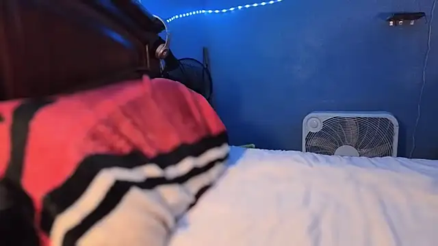 Ilovepussy1911 online show from 05/16/26, 10:41