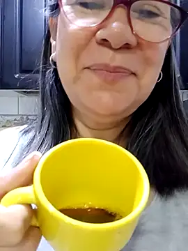 victoria wayne online show from 09/15/25, 10:26