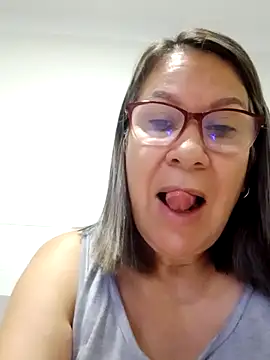 victoria wayne online show from 12/20/25, 10:11