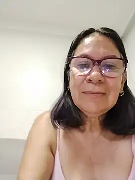 Snapshot of victoria_wayne chatting on 07/16/26, 09:04 victoria wayne online show from 07/16/26, 09:04