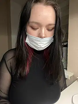 Snapshot of Viella_Rosewood chatting on 03/19/25, 12:59 Viella Rosewood online show from 03/19/25, 12:59