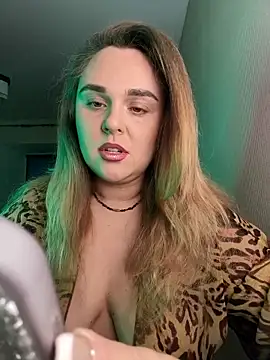 Juicy PeachLux online show from 09/09/25, 02:05