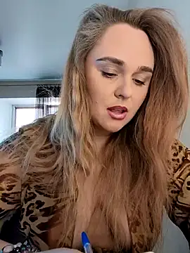 Juicy PeachLux online show from 10/07/25, 10:12