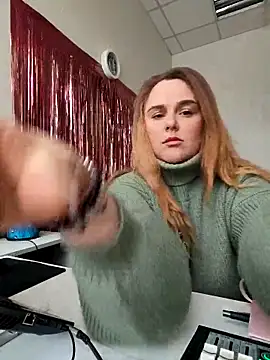 Juicy PeachLux online show from 11/09/25, 09:07