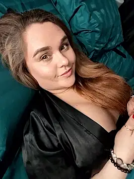 Juicy PeachLux online show from 01/12/26, 04:12