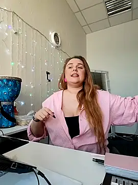 Juicy PeachLux online show from 02/19/26, 06:53