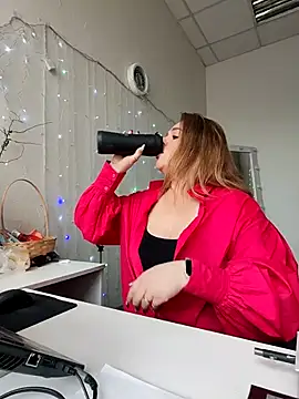 Juicy PeachLux online show from 05/10/26, 06:51