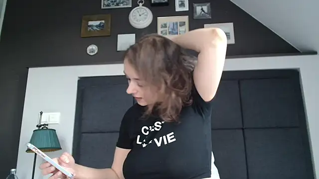 Snapshot of Saysay-7 chatting on 09/14/25, 05:01 Saysay-7 online show from 09/14/25, 05:01