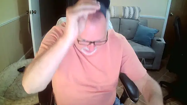 superbearboss online show from 04/10/26, 03:50