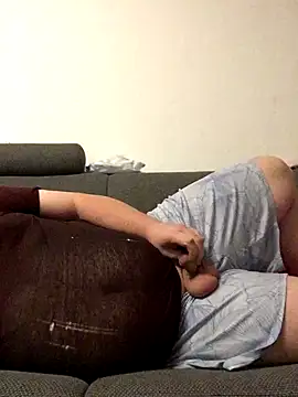 Derbaer1990 online show from 11/11/25, 07:36