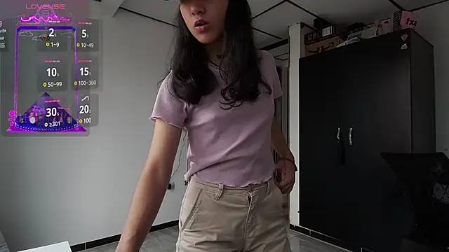 Snapshot of 22Amatista chatting on 03/22/25, 07:42 22Amatista online show from 03/22/25, 07:42