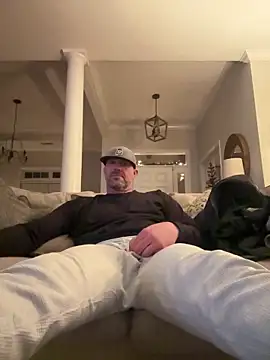 Snapshot of kodycox chatting on 12/17/25, 12:16 kodycox online show from 12/17/25, 12:16