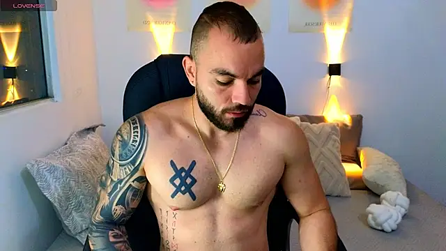 Isaac Carter online show from 03/05/25, 10:33