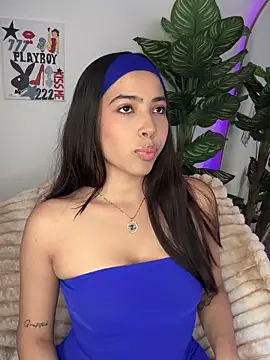 Snapshot of _Emily_Thompson_ chatting on 10/02/25, 10:17 Emily Thompson online show from 10/02/25, 10:17