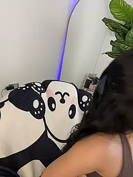 Emily Thompson  online show from 07/17/26, 12:28