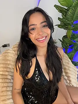  Emily Thompson  online show from 07/20/26, 02:59