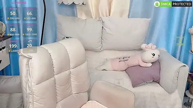 Dewluna online show from 07/26/26, 11:22