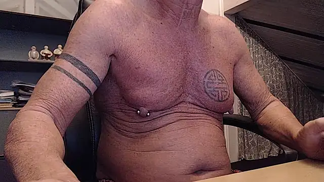 munichrubber online show from 10/24/25, 04:09