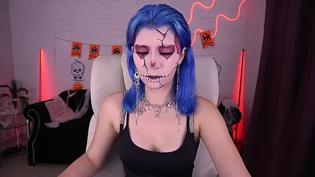 SelenaIris online show from 10/30/25, 09:26