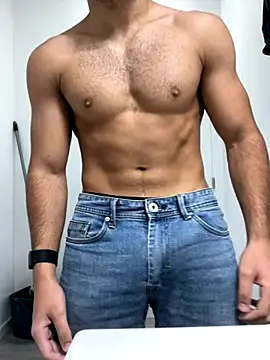 Snapshot of LucianDraven chatting on 09/26/25, 11:03 LucianDraven online show from 09/26/25, 11:03