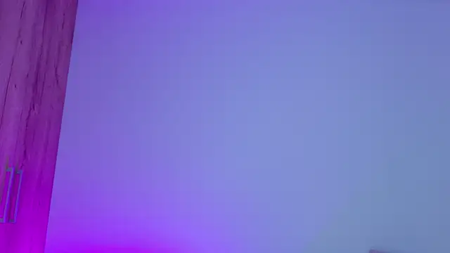 isahilton1 online show from 02/07/26, 12:09