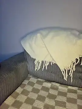 Saucy-Serenity online show from 10/29/25, 08:32