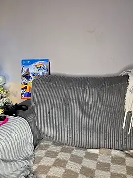 Saucy-Serenity online show from 11/30/25, 09:19