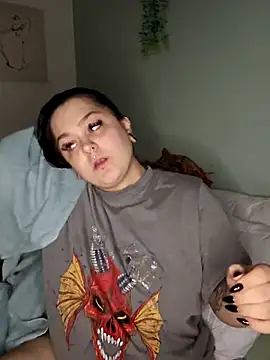 Saucy-Serenity online show from 03/22/26, 08:01