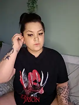 Saucy-Serenity online show from 05/10/26, 04:28