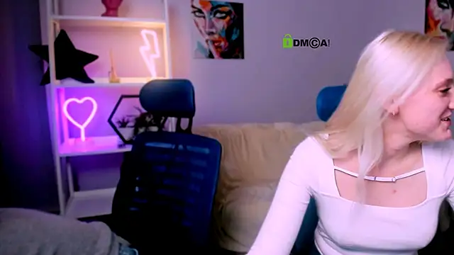 Snapshot of rubi_meow chatting on 03/12/25, 05:49 rubi meow online show from 03/12/25, 05:49