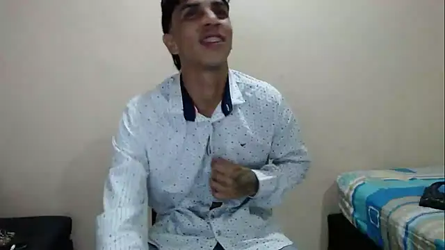 Monkey uchiha777 online show from 09/16/25, 02:34