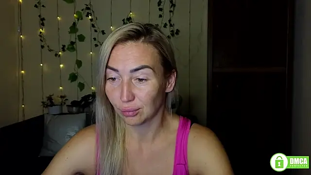 Kiss julli88I online show from 09/11/25, 05:24