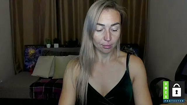 Kiss julli88I online show from 09/24/25, 05:27