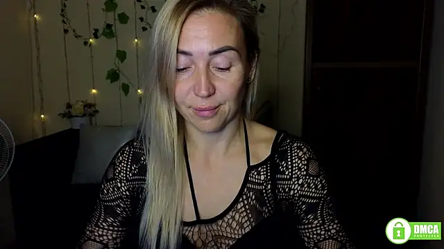 Kiss julli88I online show from 10/04/25, 05:22