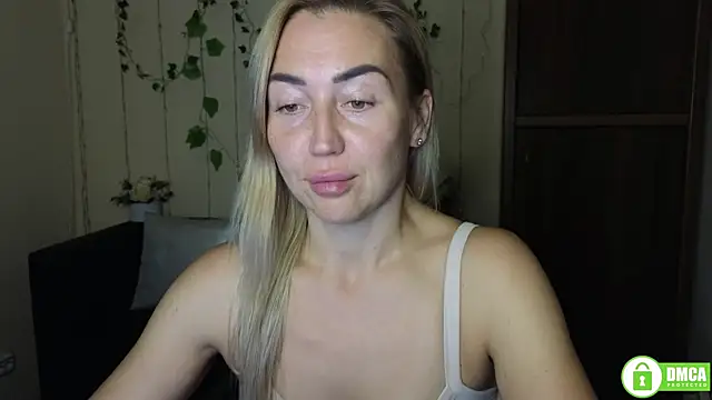 Kiss julli88I online show from 10/12/25, 05:23